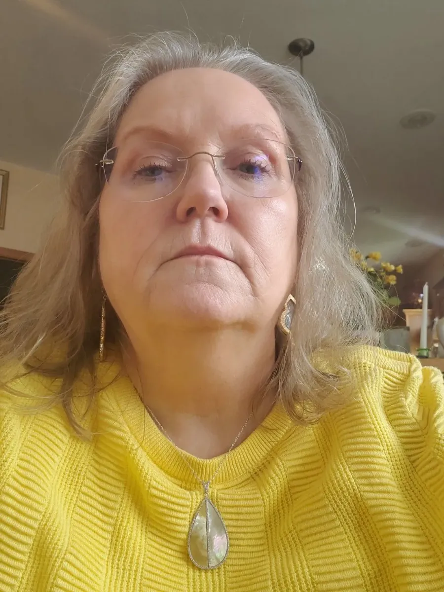 Linda, 65